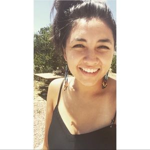 Meet your Posher, Deirdre